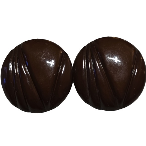 Jewelry - Vintage Brown Round Acrylic Post Earrings Design on front